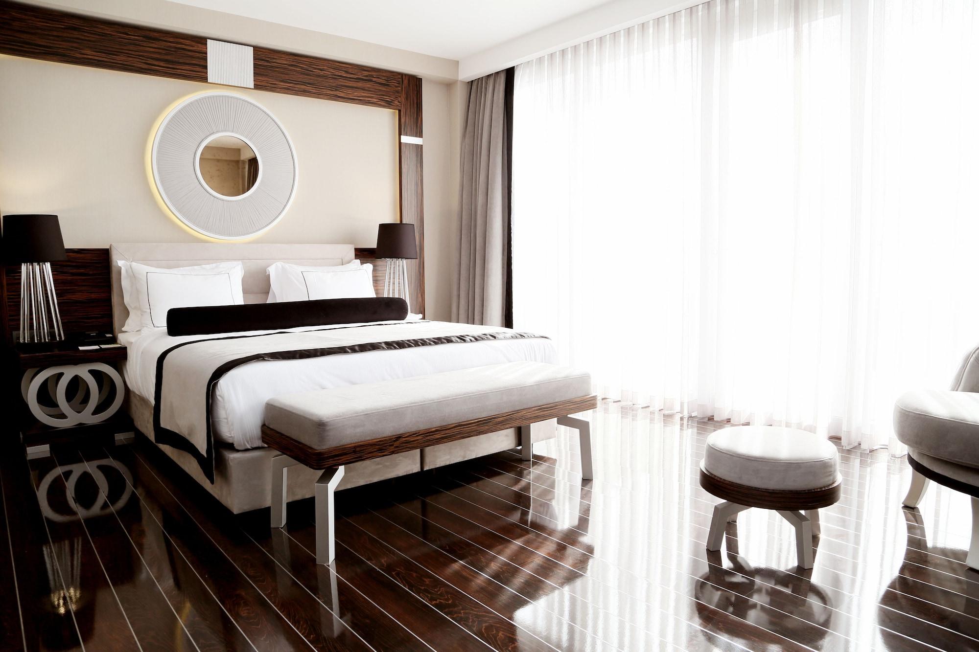 Ramada Hotel & Suites Sisli Istanbul Exterior foto