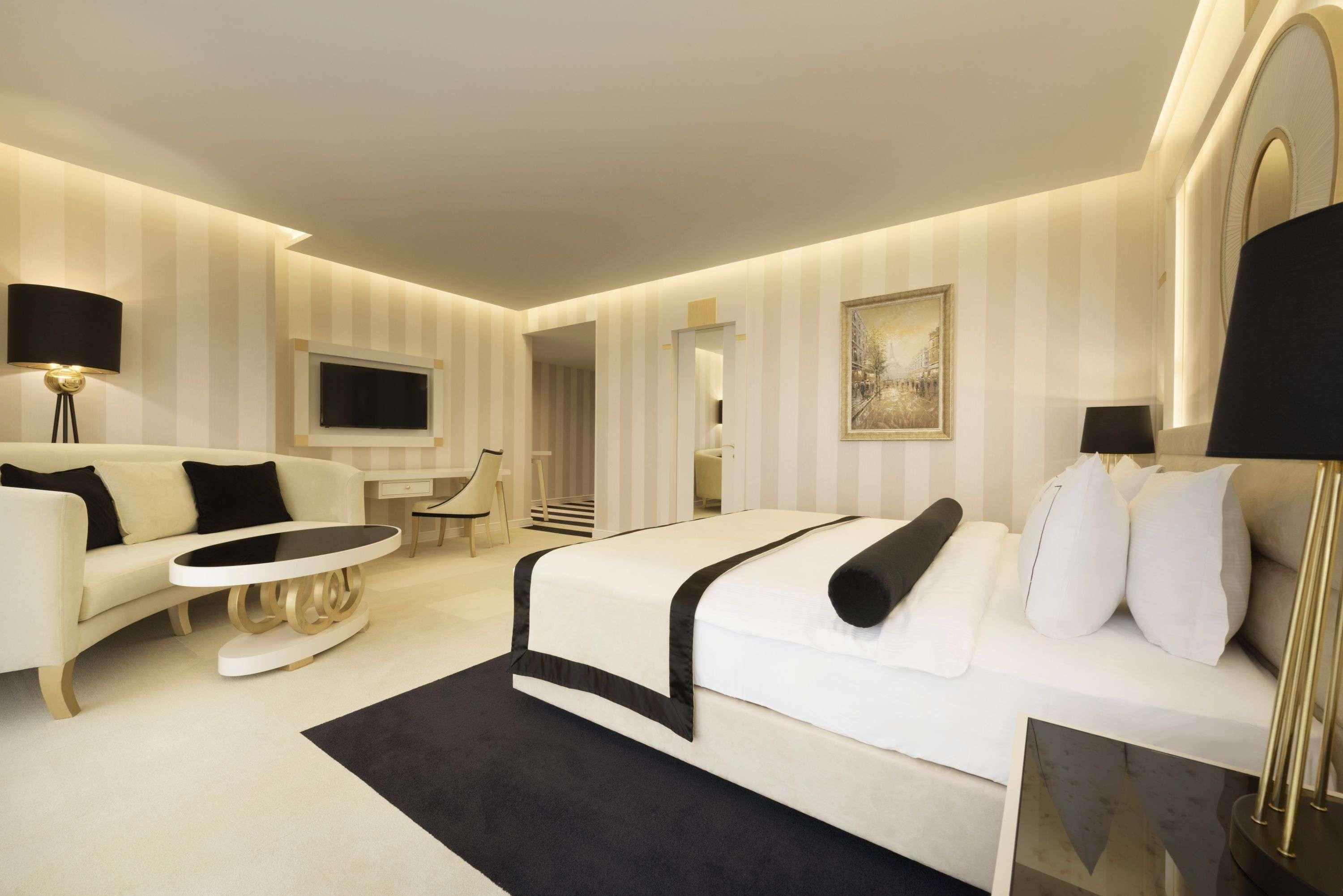 Ramada Hotel & Suites Sisli Istanbul Exterior foto