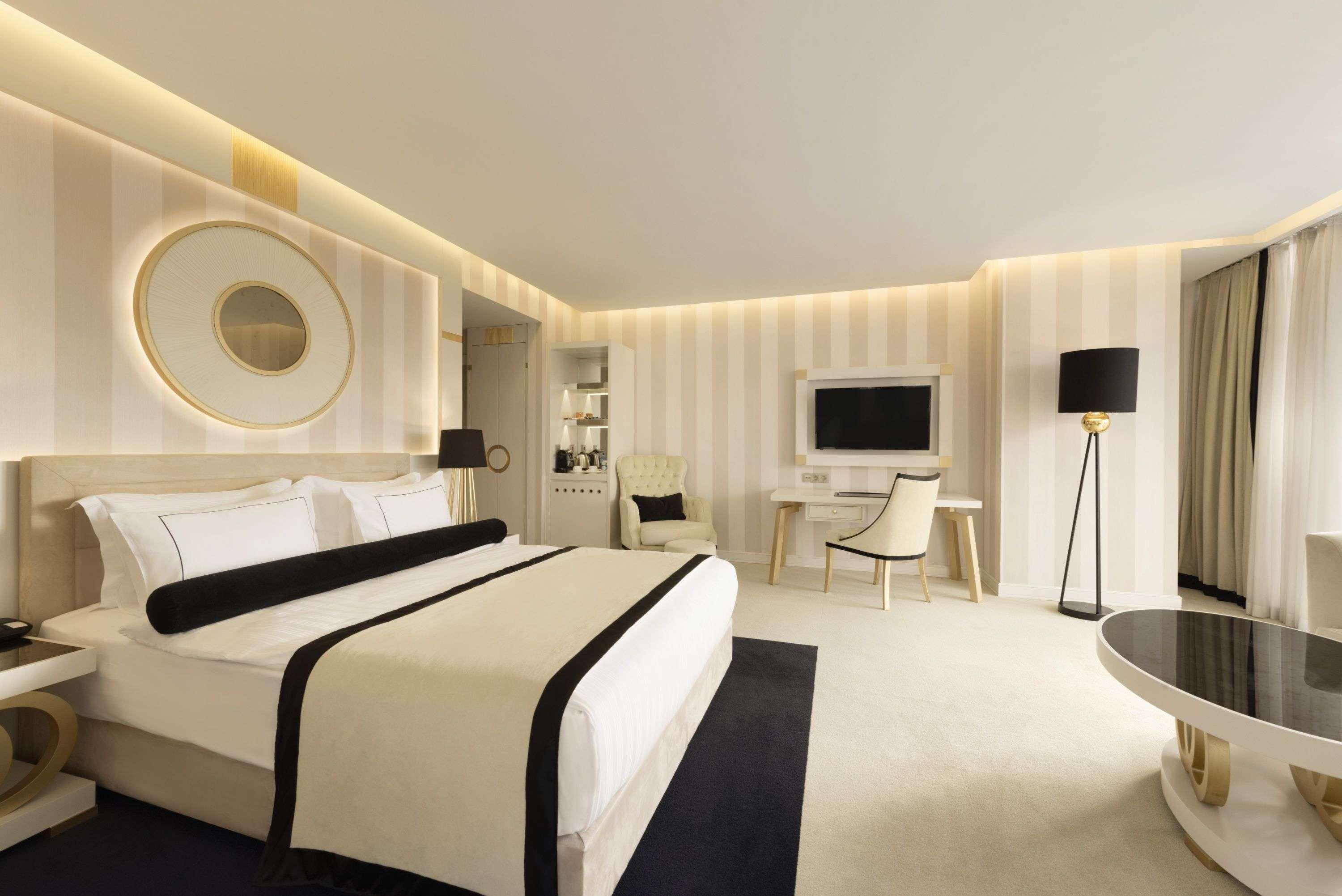 Ramada Hotel & Suites Sisli Istanbul Exterior foto