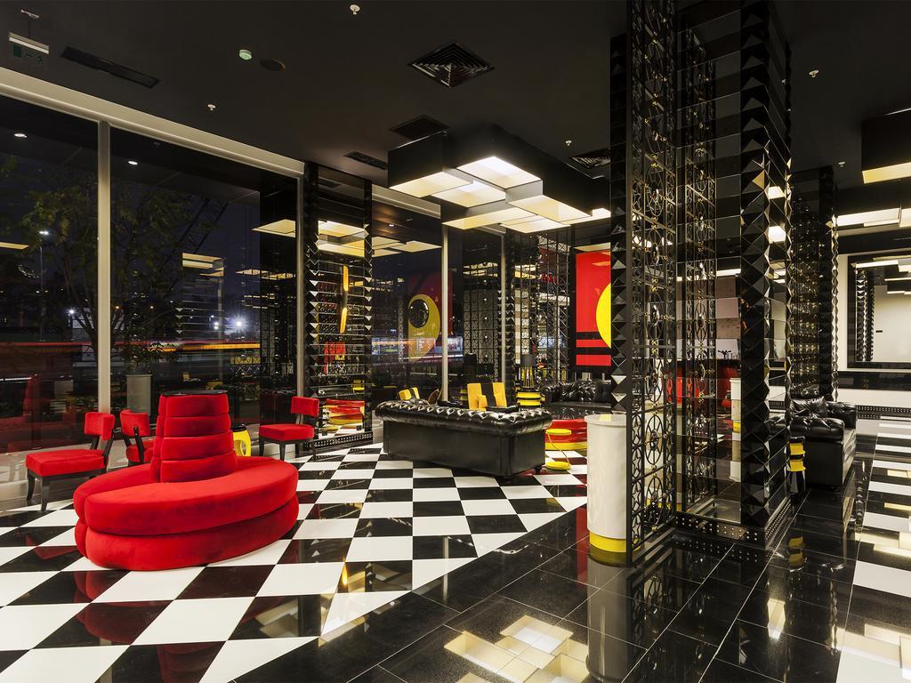 Ramada Hotel & Suites Sisli Istanbul Exterior foto
